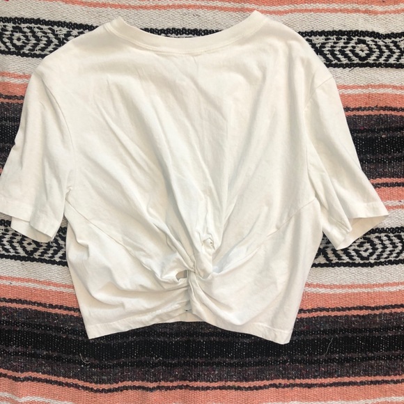 Topshop Tops - knotted croptop Topshop Tops - knotted croptop